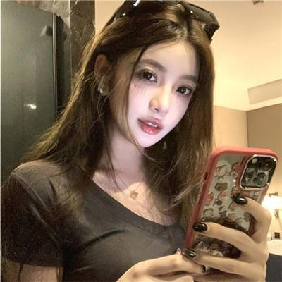 黑色蜂群